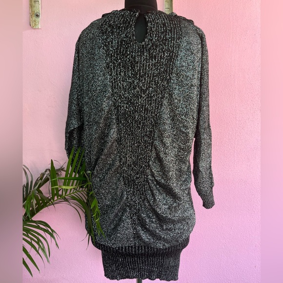 Shimmery knitted dress FIXED FIXED FIXED NO OFFERS PLZ❌ - Picture 6 of 10